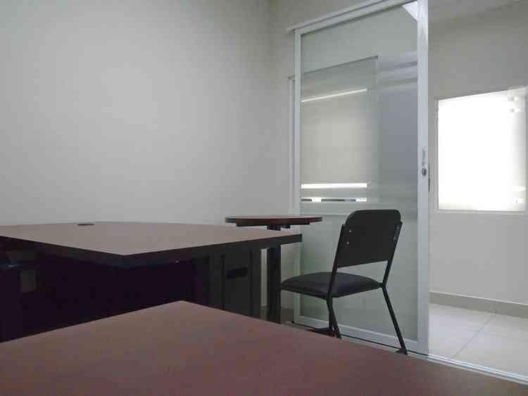 Oficina en Renta en zona 10, Avenida Reforma!! - foto 1