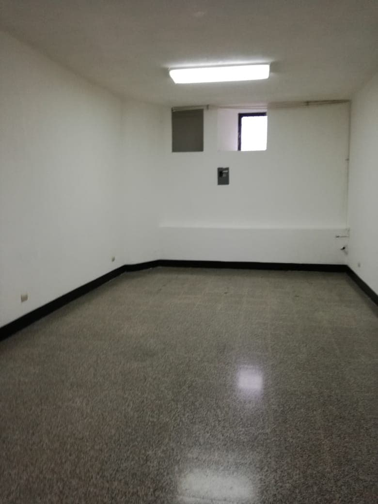 Local comercial en renta en la zona 1 - foto 1