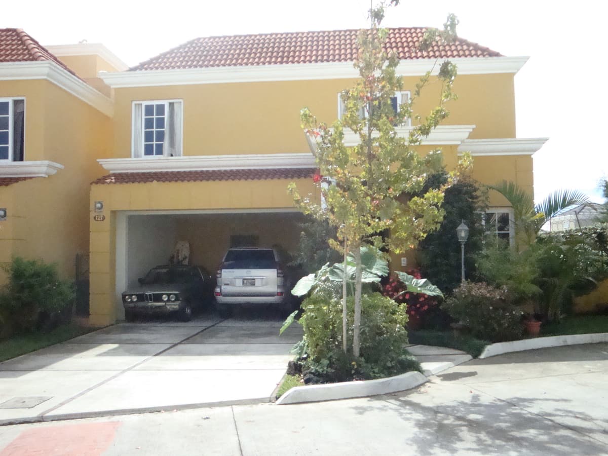 Casa en venta en Condominio Carretera a El Salvador - foto 1