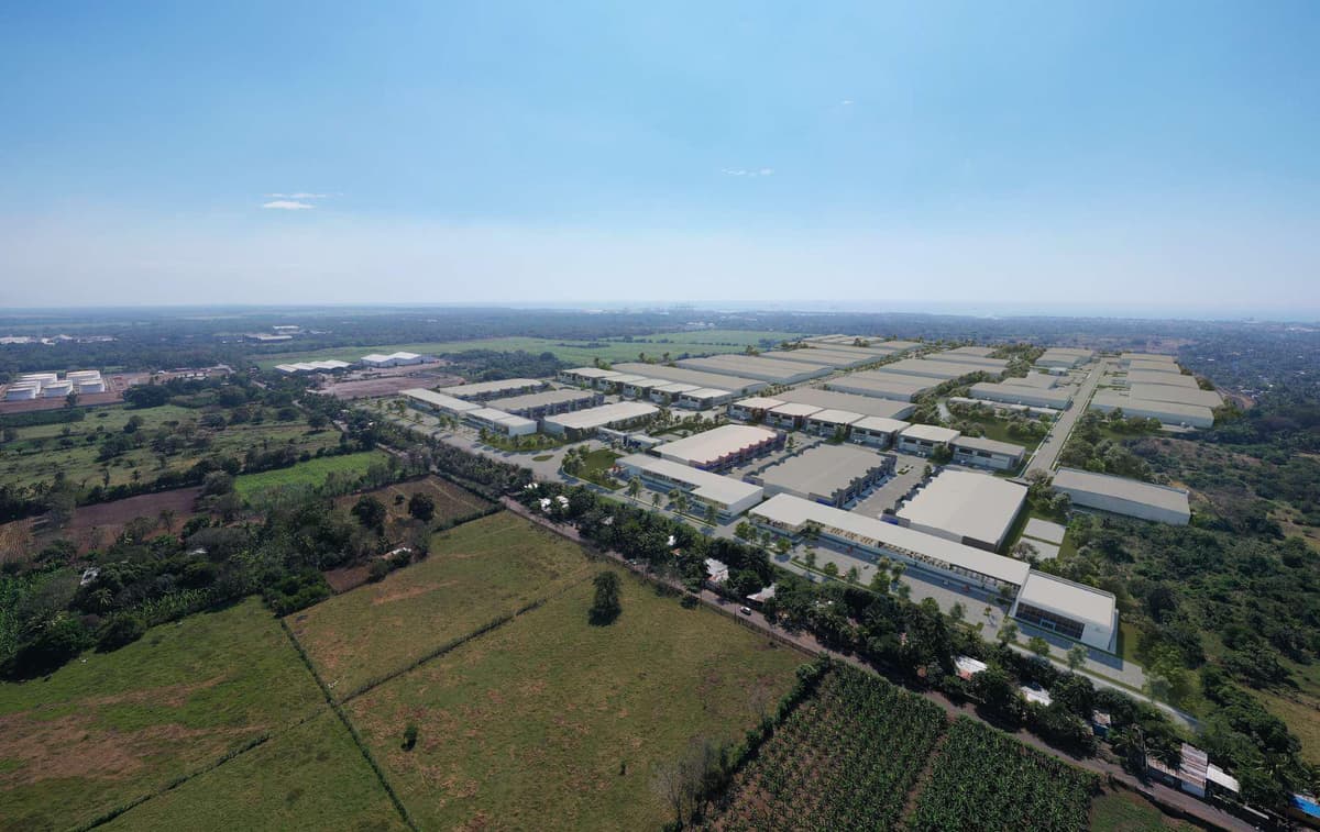Bodega Industrial 1950mts en Venta o Renta Quetzal - foto 1