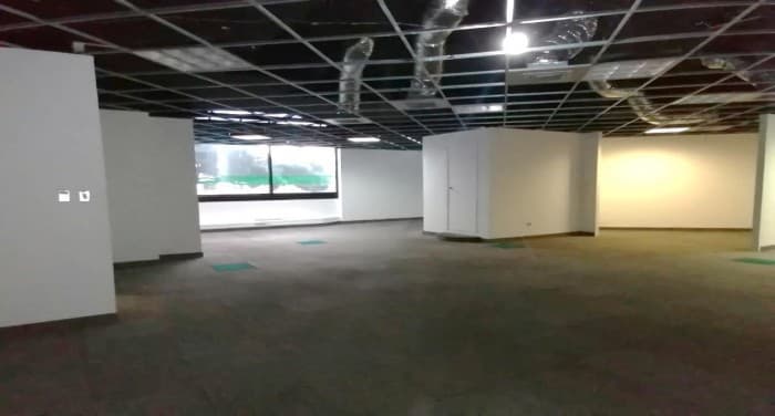 Oficina en Renta en Zona 10 Edificio Murano - foto 1