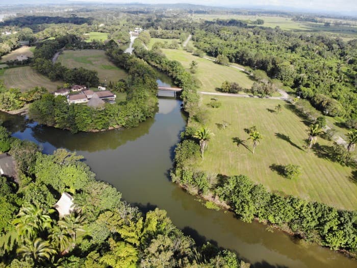 Terrenos en venta Condominio en Río Dulce Izabal - foto 1