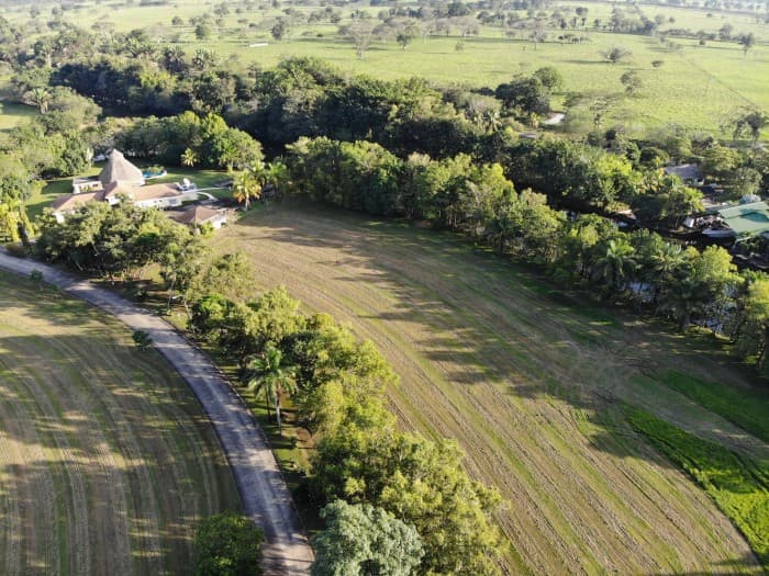 Terreno en Condominio en Izabal Rio Dulce  - foto 1