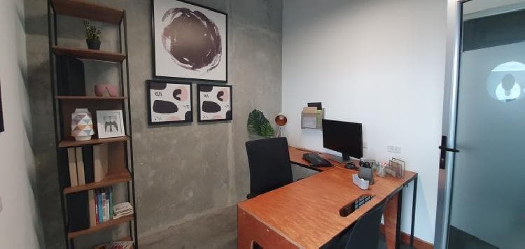 Se renta oficina en zona 15 Edificio Insigne - foto 1