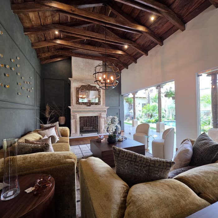 Lujosa Casa en Venta en La Antigua Guatemala - foto 1