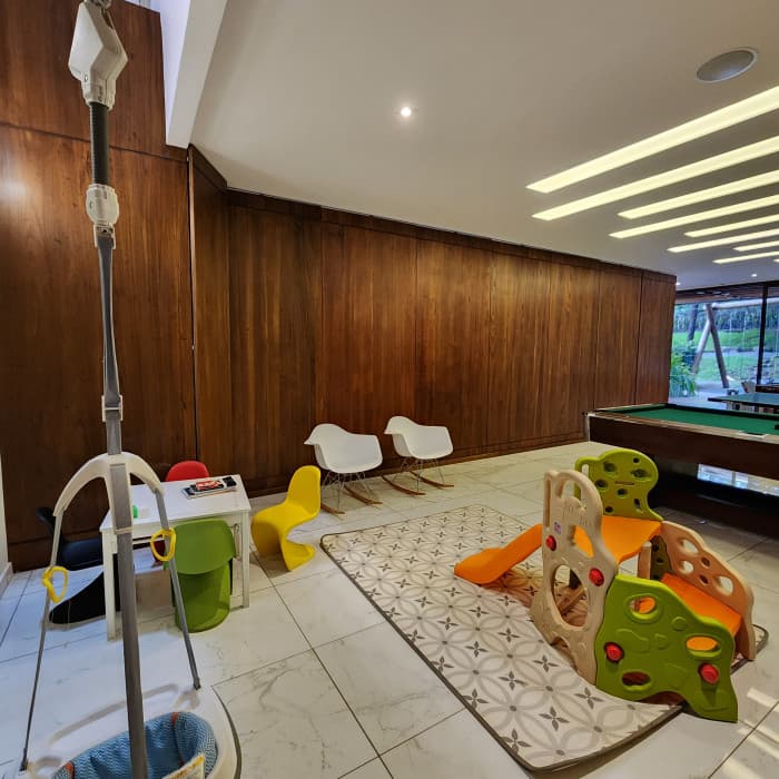 Apartamento amueblado en renta en zona 10 nuevos - foto 1