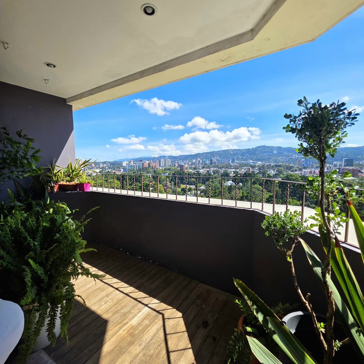 Exclusivo PentHouse en venta Zona 14 Guatemala - foto 1
