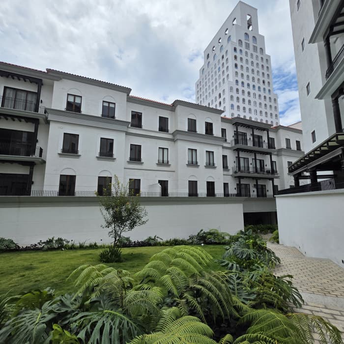 Apartamento en Venta en Nogales de Cayala Z.16 - foto 1