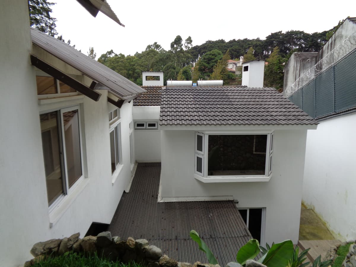 Casa REMODELADA en Venta La Encantada Km 12 CES - foto 1