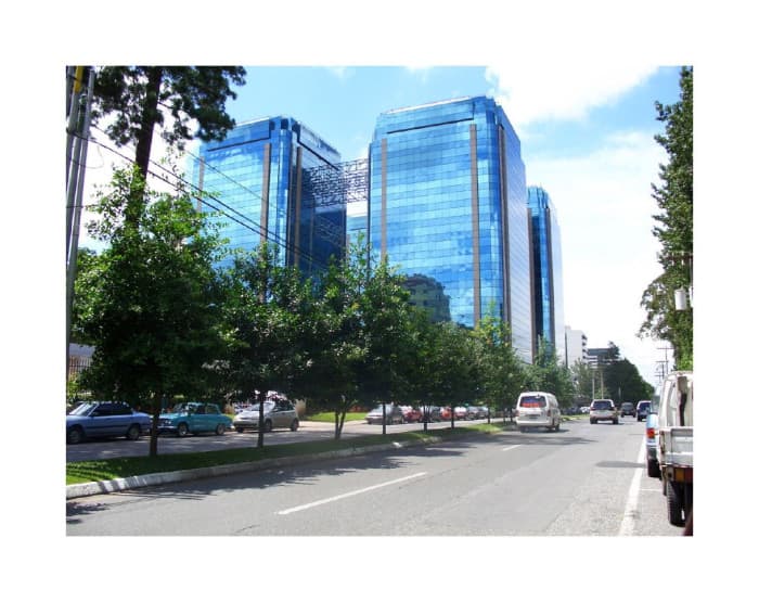 Oficina en renta en Europlaza zona 14 de 100 mts2  - foto 1