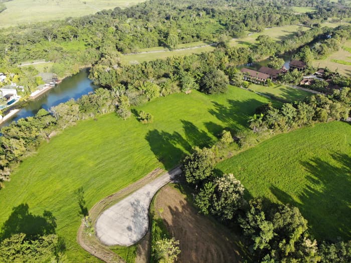 Terrenos Premium en venta Mejor Condominio de Río Dulce - foto 1