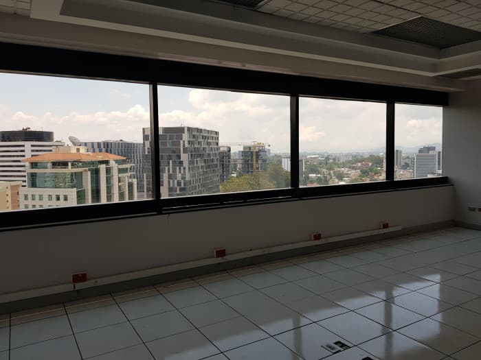 En Alquiler Oficina en Zona 10 Guatemala - foto 1