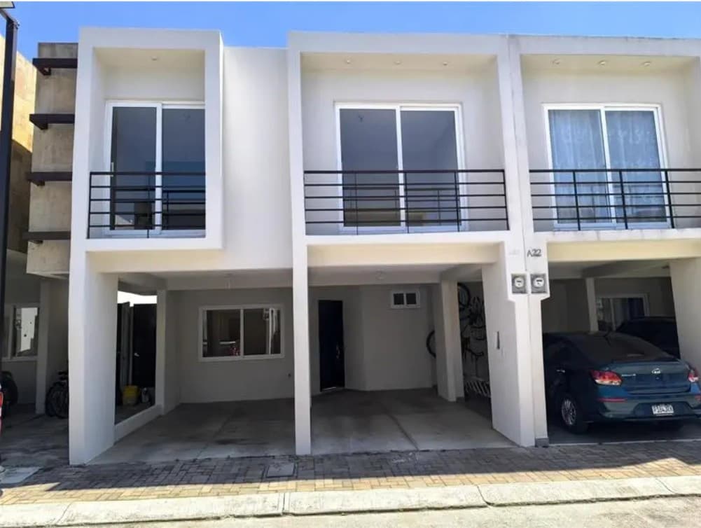 Casa en Venta Condominio la Reserva Villa Canales - foto 1