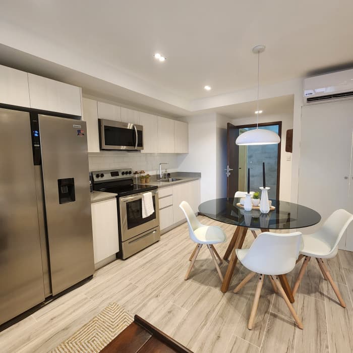 Apartamento en venta NUEVO EN ZONA 10 de 2 habitaciones - foto 1