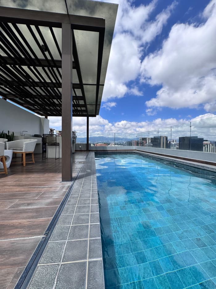 Apartamento Amueblado Renta o venta Casa Clara Zona 10 - foto 1