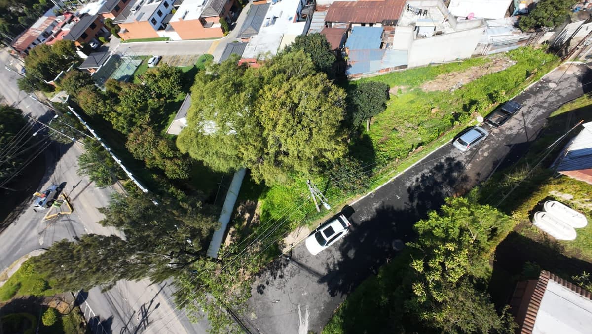 Terreno Comercial en Venta en Zona 11, Las Charcas. - foto 1