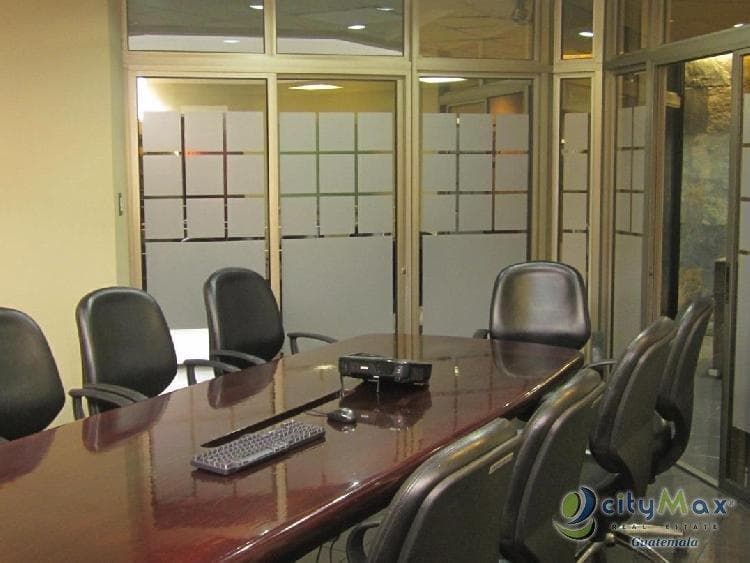 Amplia Oficina en Venta en Ave Reforma Zona 9 - foto 1