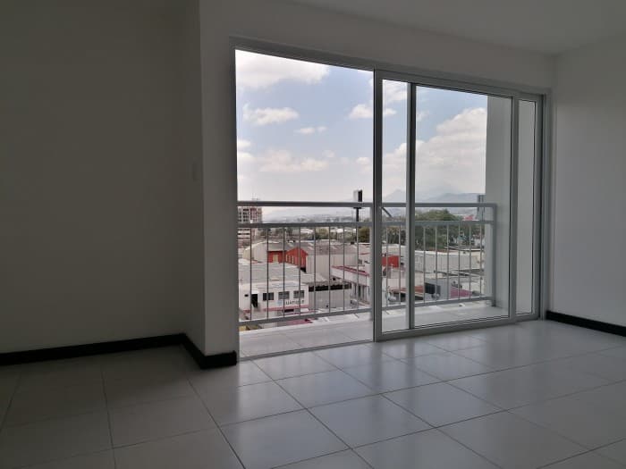 Se alquila Apartamento zona 7 cerca a la Roosevelt   - foto 1