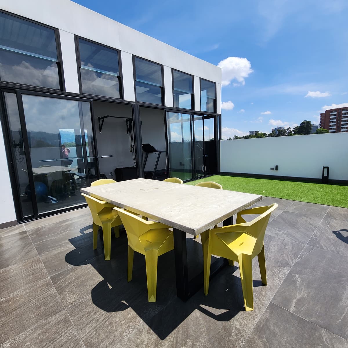 Apartamento en Venta en La Villa zona 14 de Guatemala - foto 1