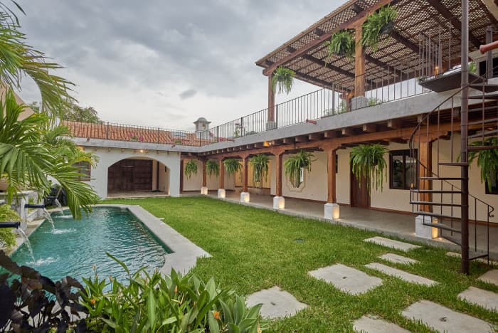 EN VENTA hermosa casa en condominio Antigua Guatemala - foto 1