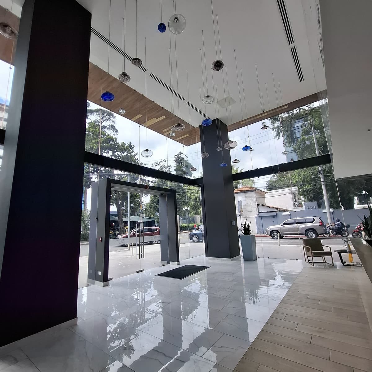 Oficinas Nuevas en Venta en Burgo Zona 14 Guatemala - foto 1