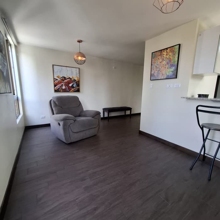 Apartamento de 1 Habitación en Venta en Zona 15 - foto 1