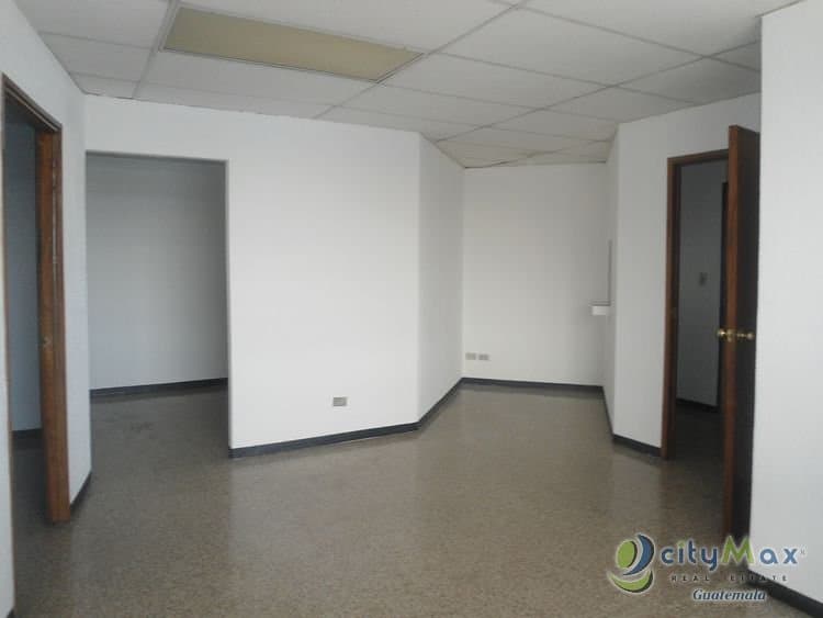 Alquilo Oficina con 60.00m2 en Zona 13 - foto 1