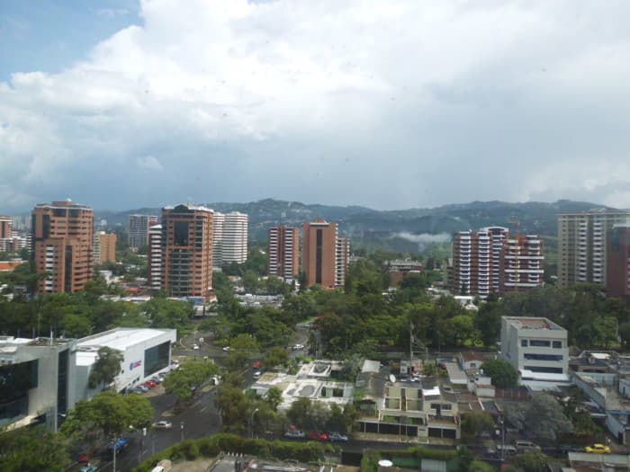 Apartamento amueblado en renta Americas Zona 13 - foto 1