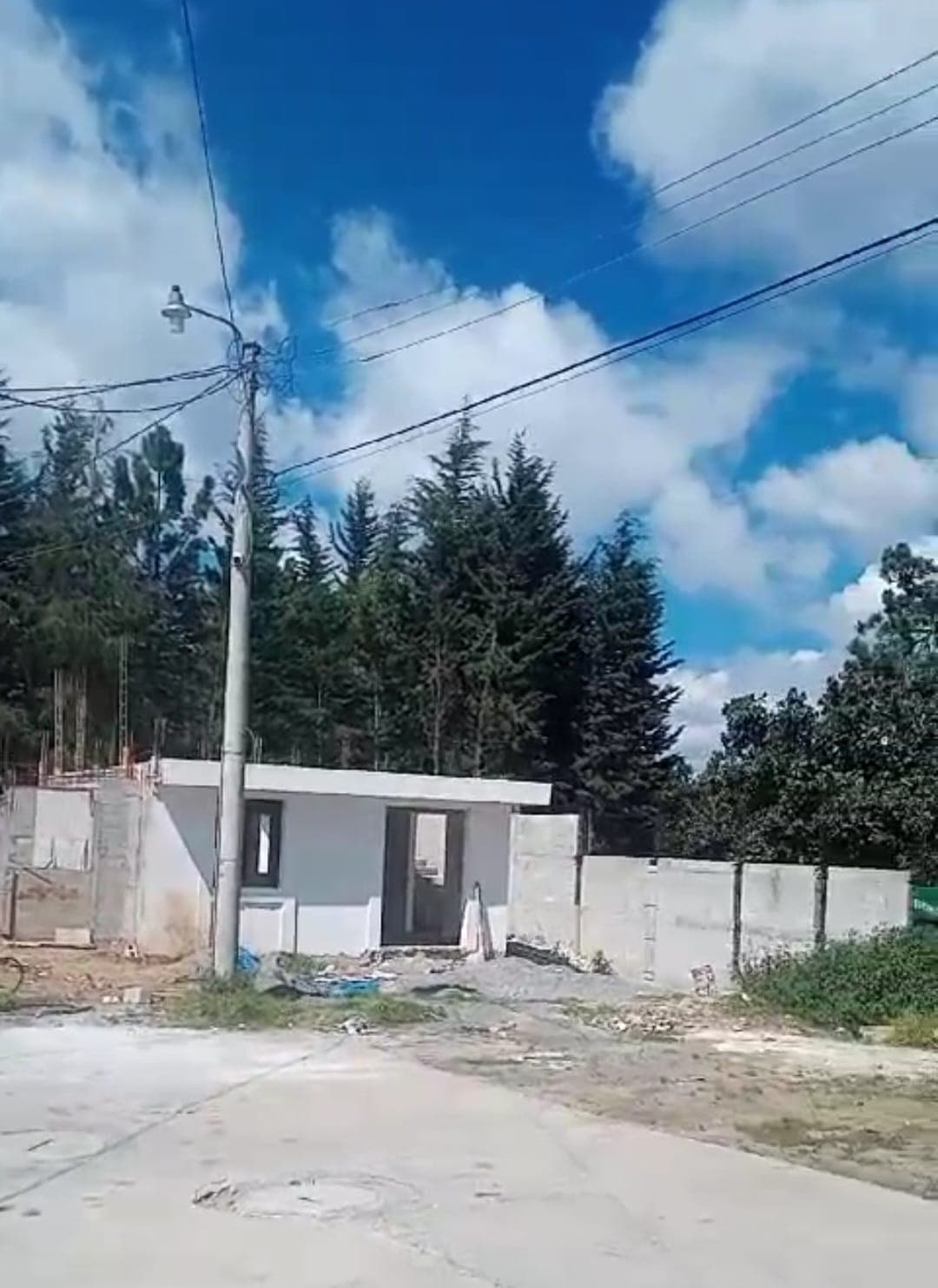 Casa venta en Construcción Pinos de lo Alto en XELA - foto 1