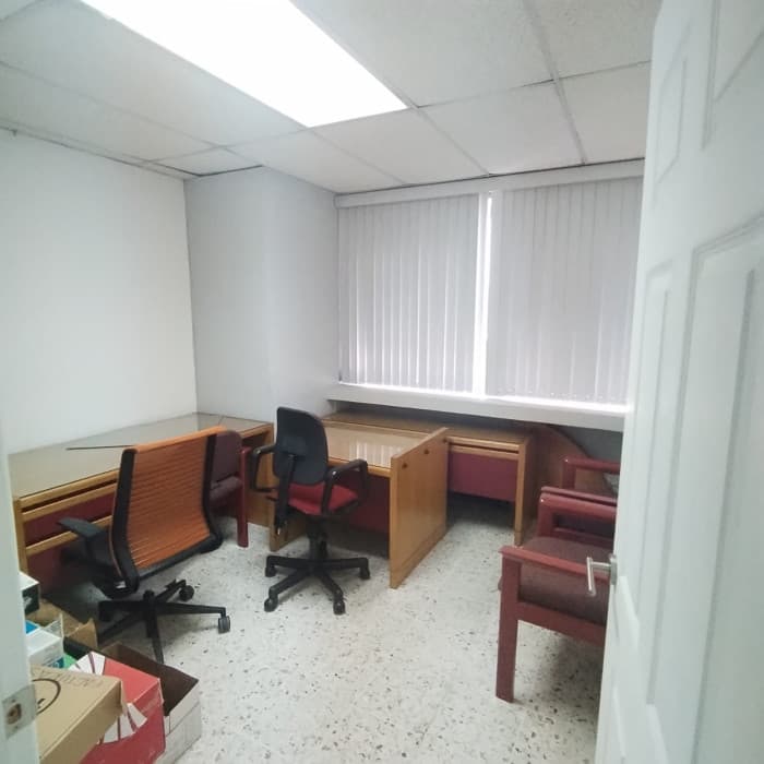 En Alquiler Oficina en Zona 10 Guatemala - foto 1