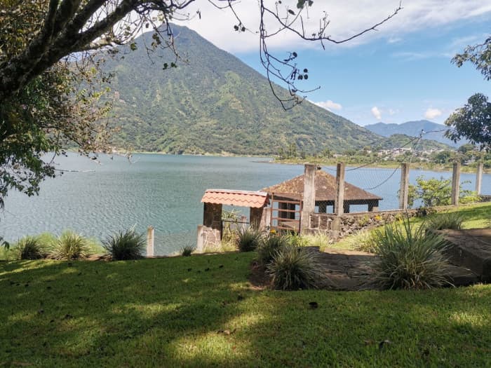 Espectácular Casa Santiago Atitlán a la Venta - foto 1