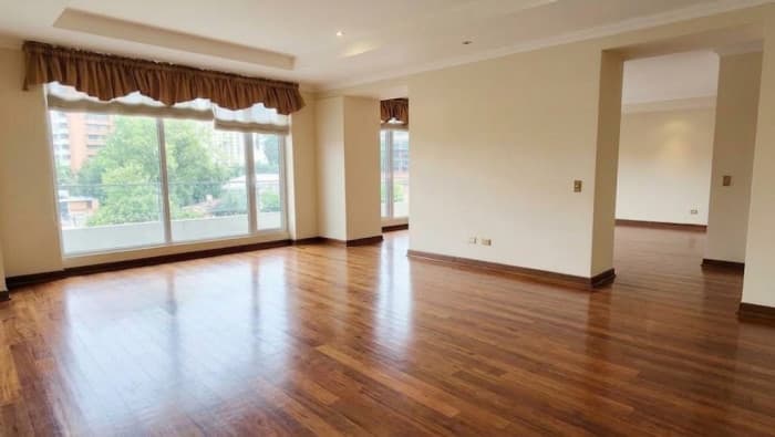 Apartamento en venta zona 10 con 3 habitaciones  - foto 1
