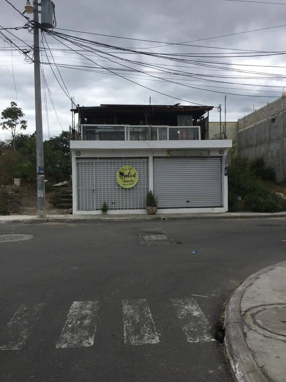 Terreno con construcción en venta en Palencia - foto 1