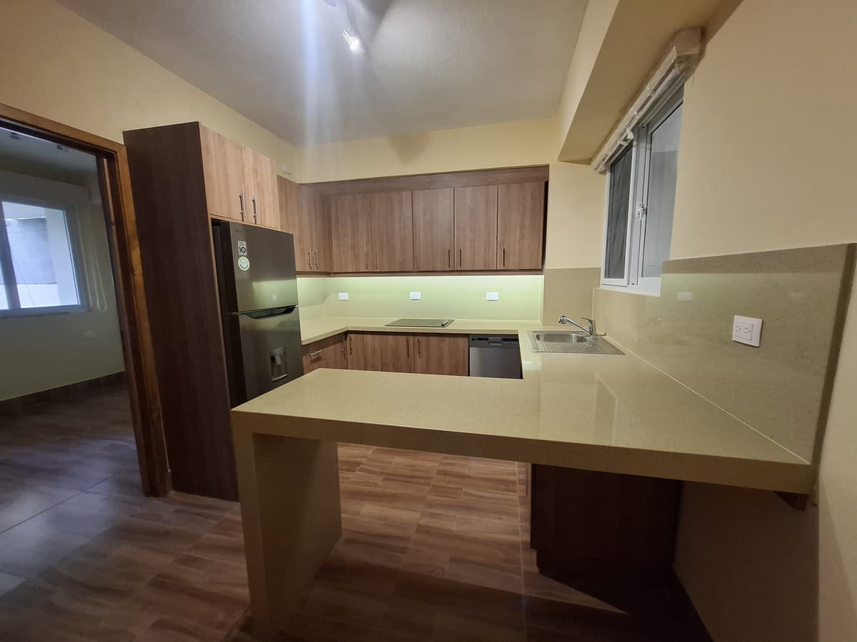 Apartamento En Renta Zona 15 Cercano Hospital El Pilar - foto 1