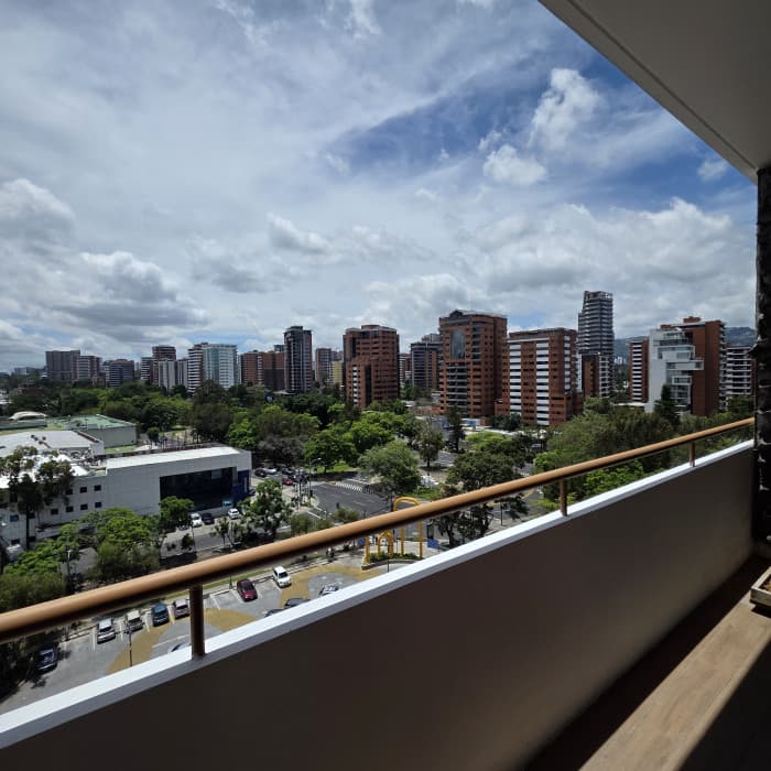 Apartamento en venta o alquiler en Casa Americas Z.13 - foto 1