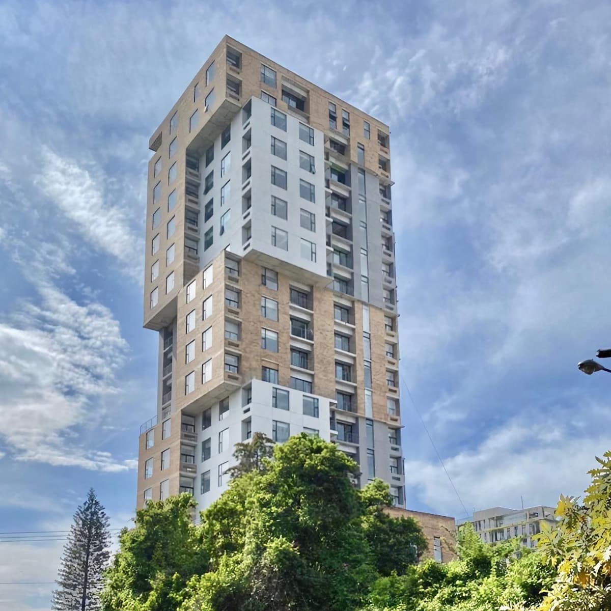 En Venta apartamento en la Zona 10 - foto 1