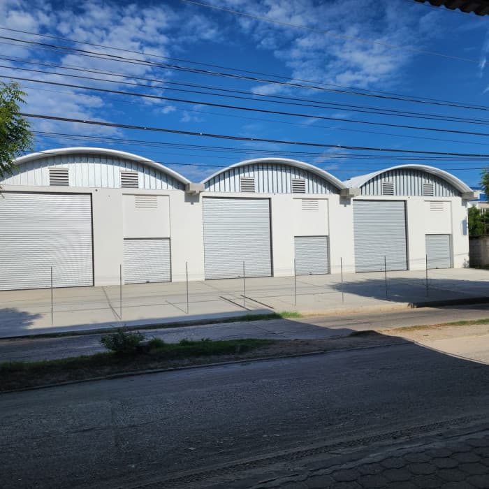 ZACAPA BODEGAS EN ALQUILER DE 200 METROS - foto 1