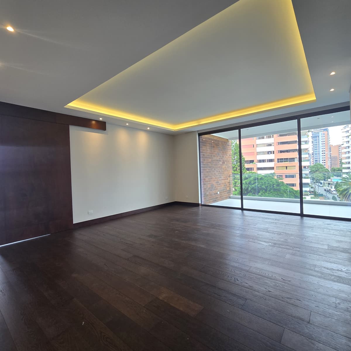 Lujoso Apartamento en renta o venta zona 14 Guatemala - foto 1