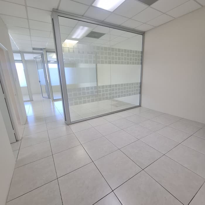 Oficina en Venta en Zona Pradera Zona 10 - foto 1