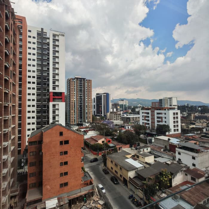 Apartamento amueblado en venta zona 10 BIKO - foto 1