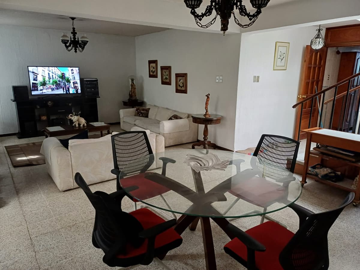 Town House Amueblado Zona 15 Vista Hermosa 1 - foto 1