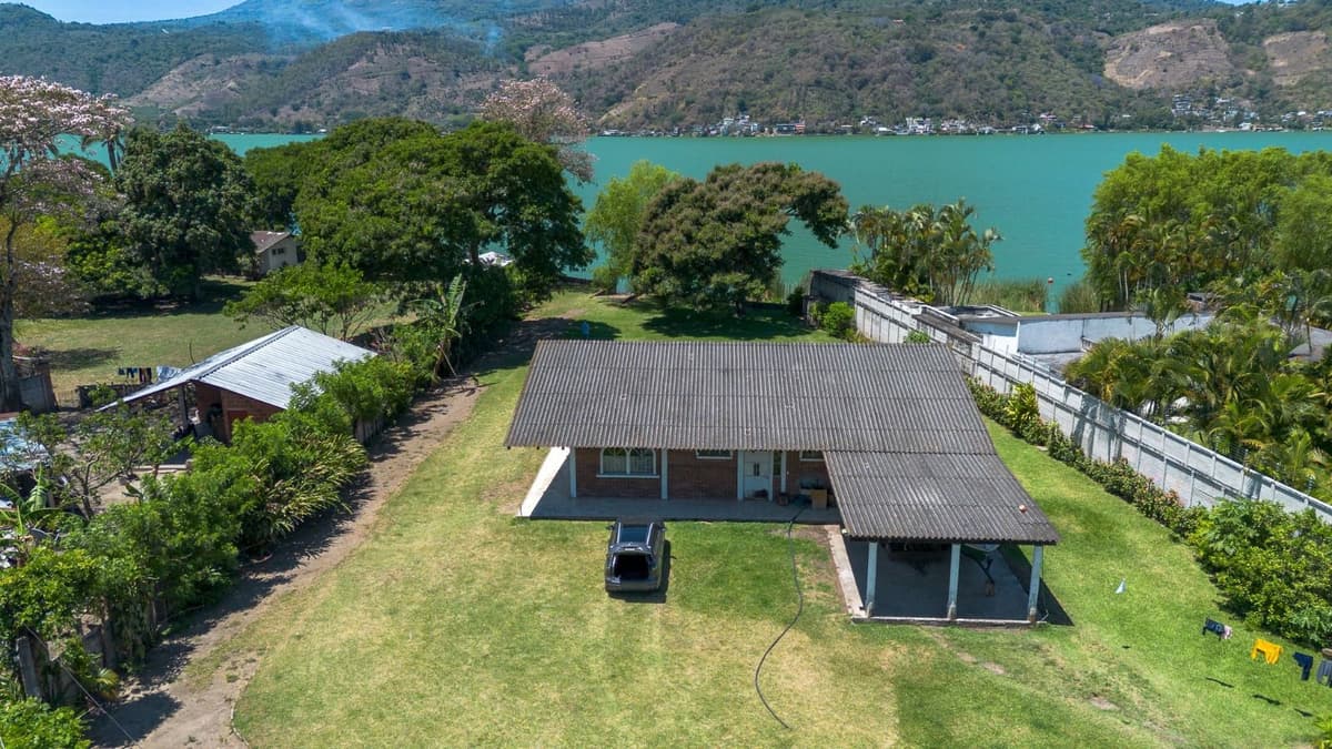 Chalet En Venta de Un Nivel A Orilla De Lago Amatitlan  - foto 1