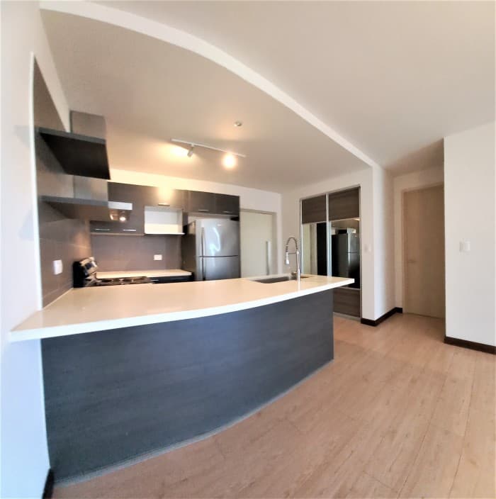 Apartamento Venta en Zona 10 - foto 1