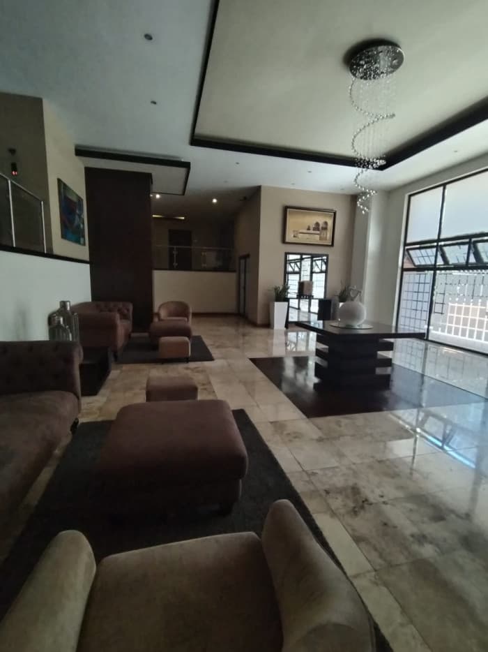 EN VENTA PENTHOUSE ZONA 10 CIUDAD GUATEMALA - foto 1