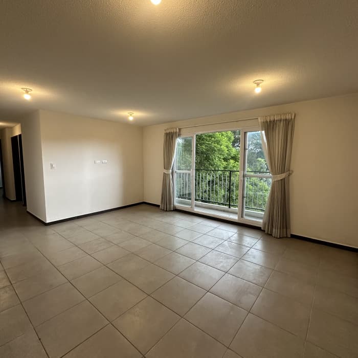 Apartamento en renta de 3 habitaciones en Parque 11 - foto 1