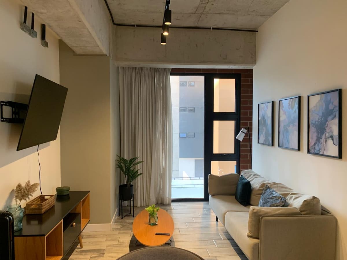 Apartamento amueblado y equipado en Zona 4 - foto 2