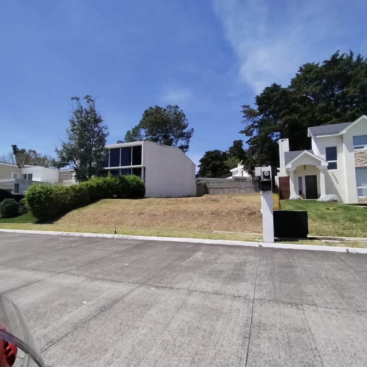 Terreno residencial en venta en La Fontana Fraijanes - foto 2