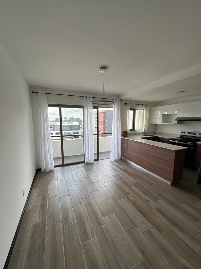 En renta apartamento en Zona 14 Sector la villa  - foto 2