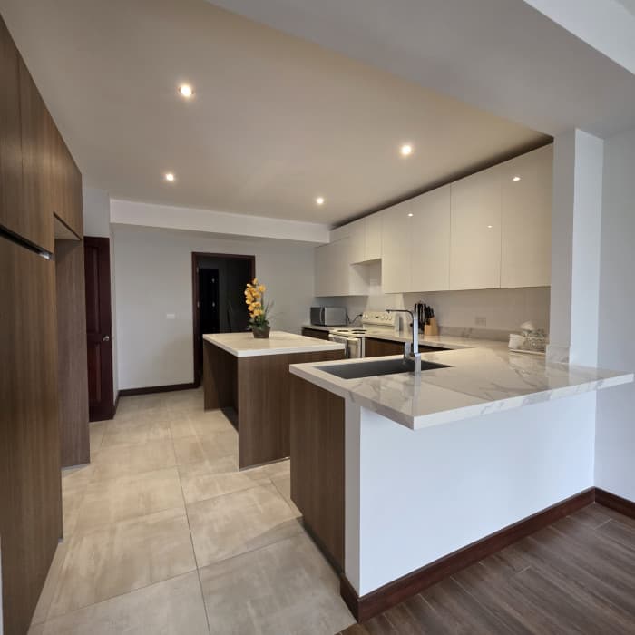 Apartamento en venta en Zona 10 Guatemala - foto 3