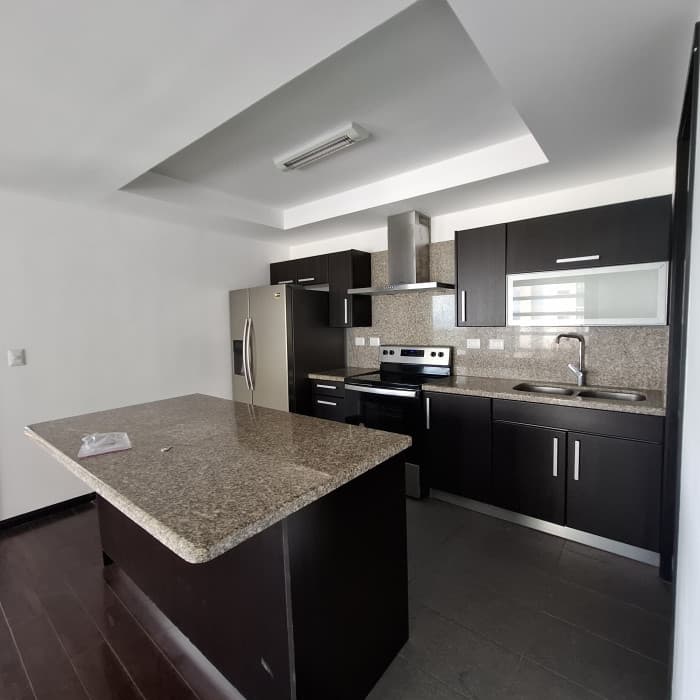 En Renta Apartamento en zona 16 Guatemala - foto 3